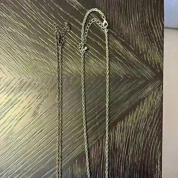 Two long pendant necklaces - Picture 3 of 3